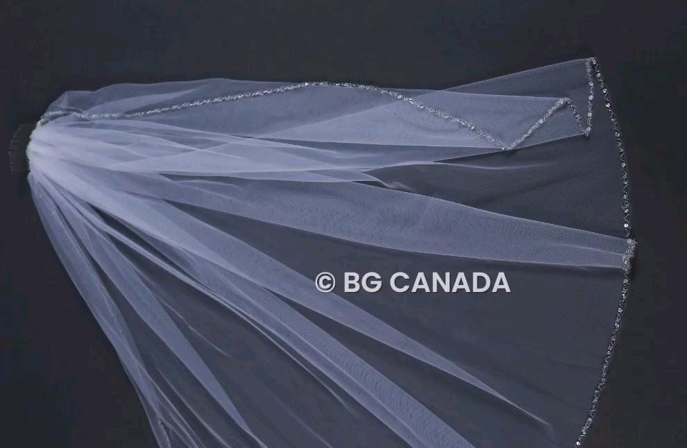 Sequin Edge Bridal Veil: Short Tulle Wedding Veil, Ivory