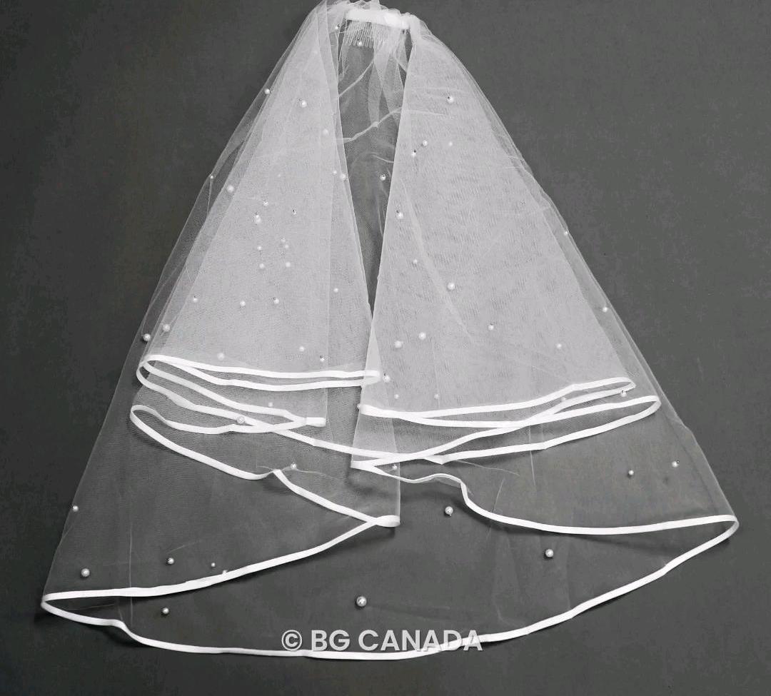 Two-tier satin trim wedding veil