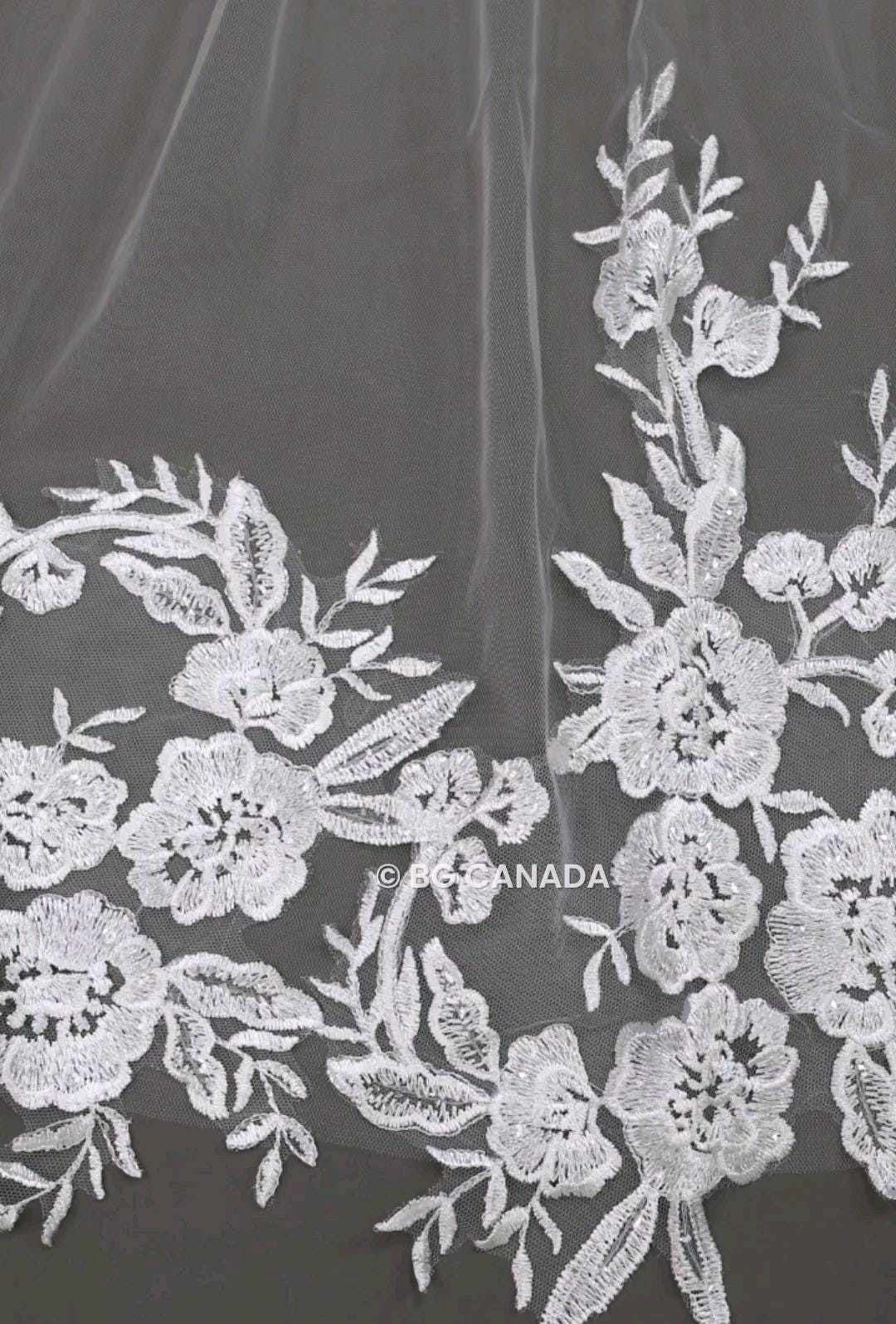 Small Floral Lace Wedding Veil: Short Fingertip Bridal Veil