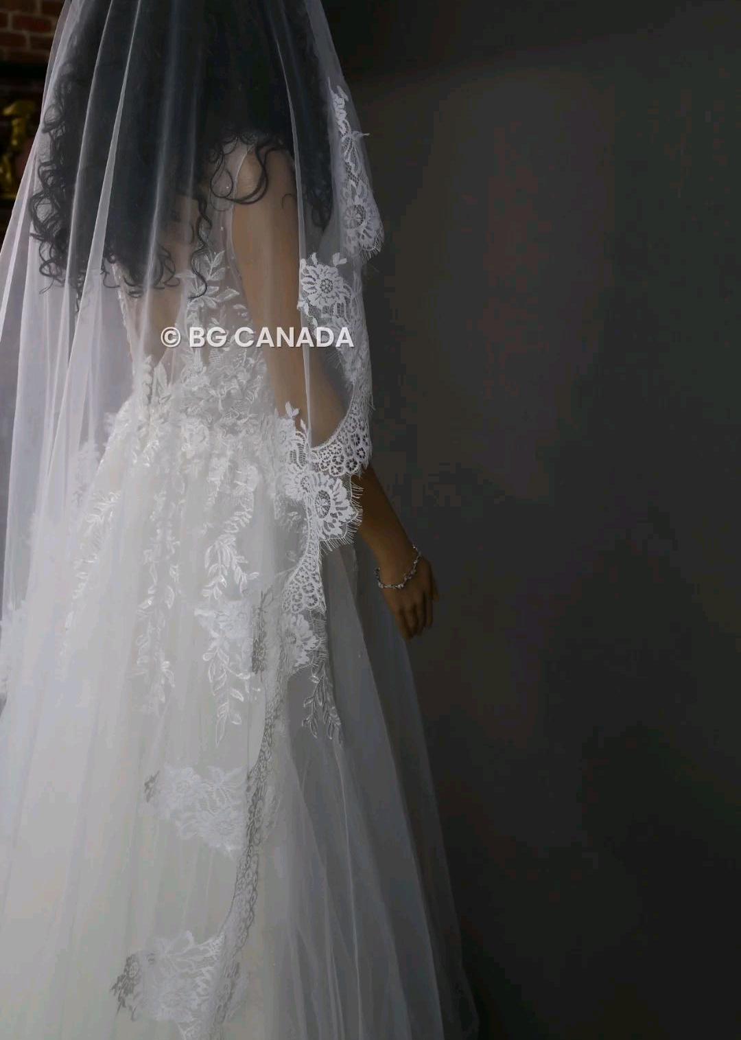 Eyelash Lace Wedding Veil: Ivory Drop Veil, 300cm