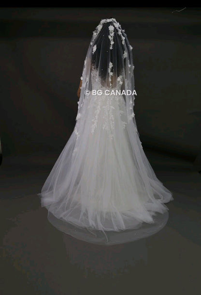 3D Floral Pearl Bridal Veil: Embroidered Tulle Chapel Veil