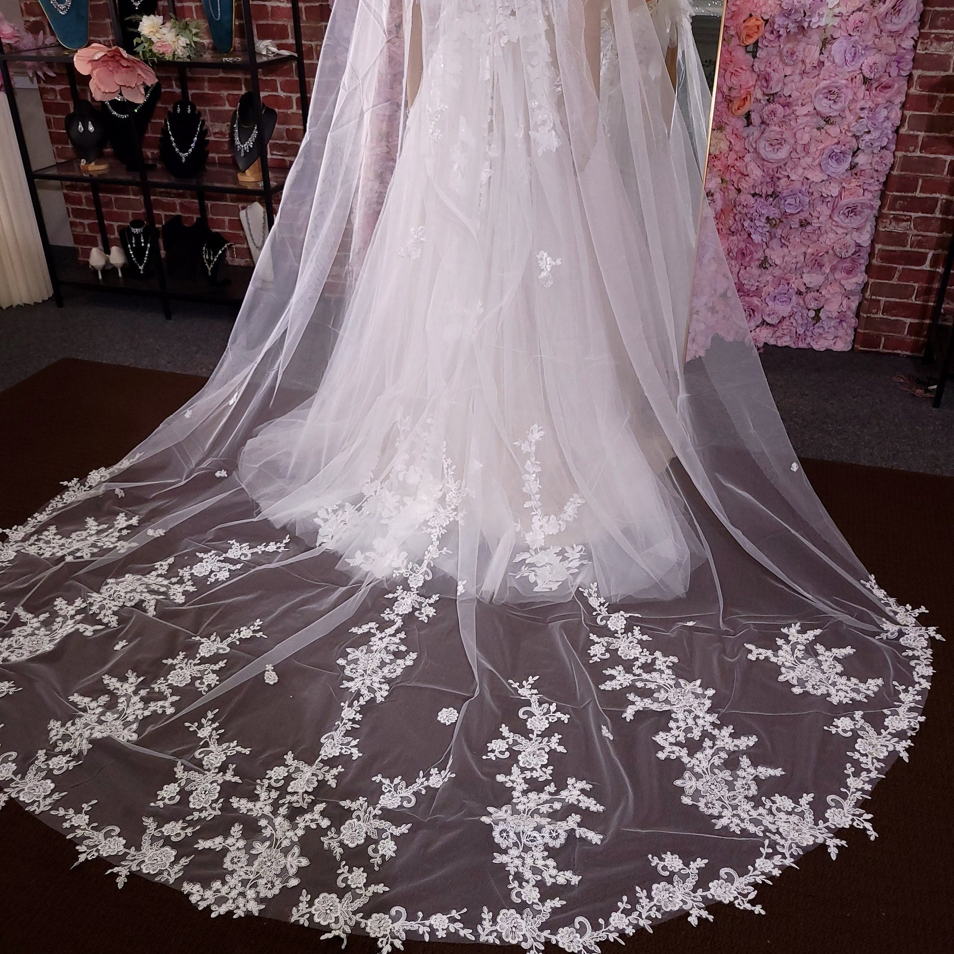 Royal Floral Lace Cathedral Wedding Veil: Ivory Bridal Hair Veil