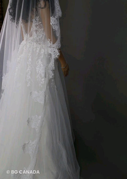 Mantilla Lace Wedding Veil Chantilly Lace Mantilla Veil Fingertip Veil Mantilla Lace Veil Lace Wedding Veil Fingertip Rose Lace eyelash Veil