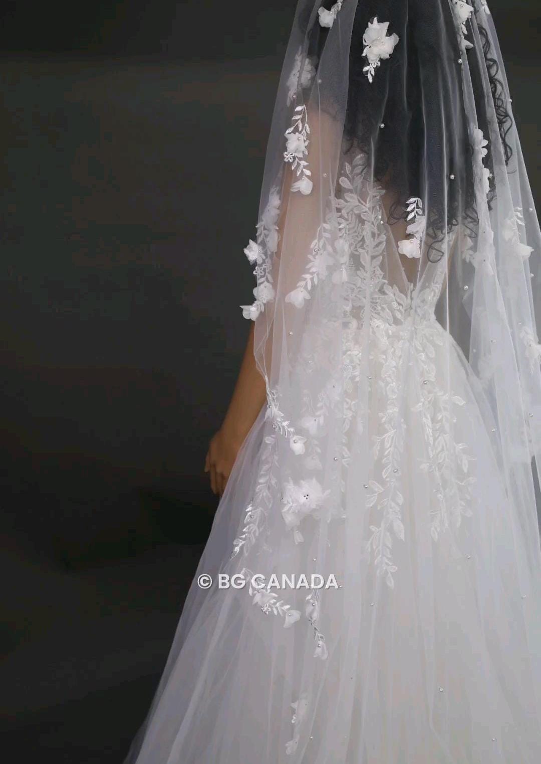 3D Floral Pearl Bridal Veil: Embroidered Tulle Chapel Veil