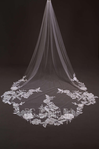 Floral Lace Cathedral Veil: Big Flower Bridal Veil
