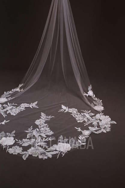 Floral Lace Cathedral Veil: Big Flower Bridal Veil