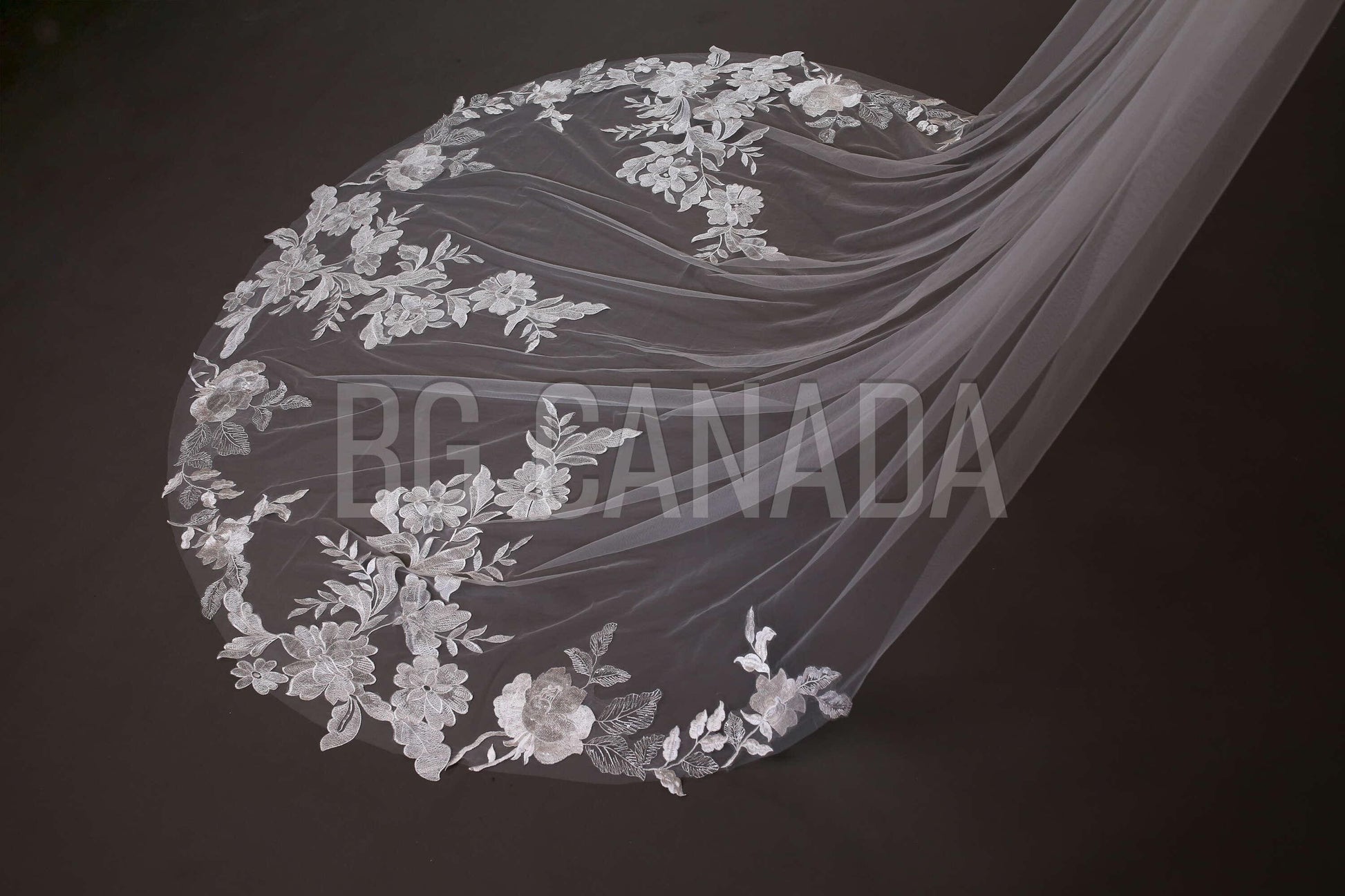 White veil wedding flower veil big floral veil lace border veil cathedral length veil custom made veil bridal illusion tulle veil