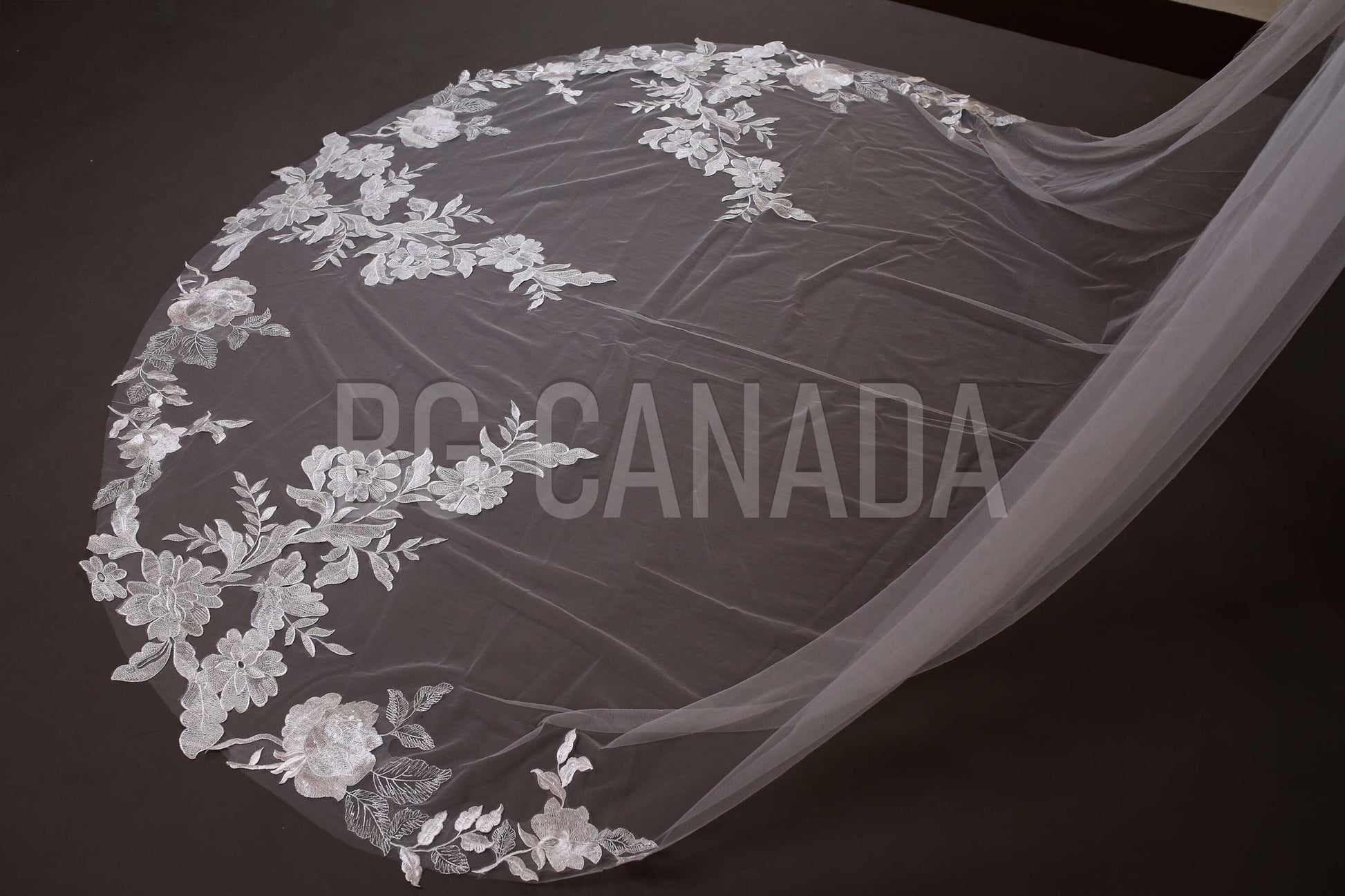 White veil wedding flower veil big floral veil lace border veil cathedral length veil custom made veil bridal illusion tulle veil