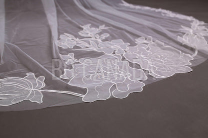 Wedding veil floral veil elegant flower wedding veil cathedral veil with big flowers ivory veil 2025 handmade veil soft tulle