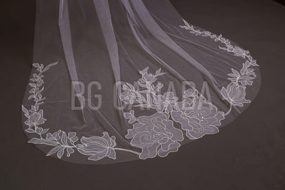 Big flower Cathedral Wedding Veil: Handmade Ivory Floral Mantilla, Soft Tulle white