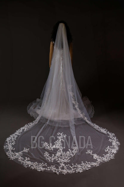 Vine veil scalloped veil mermaid veil cathedral floral wedding veil tulle vine border veil bridal illusion veil with lace border