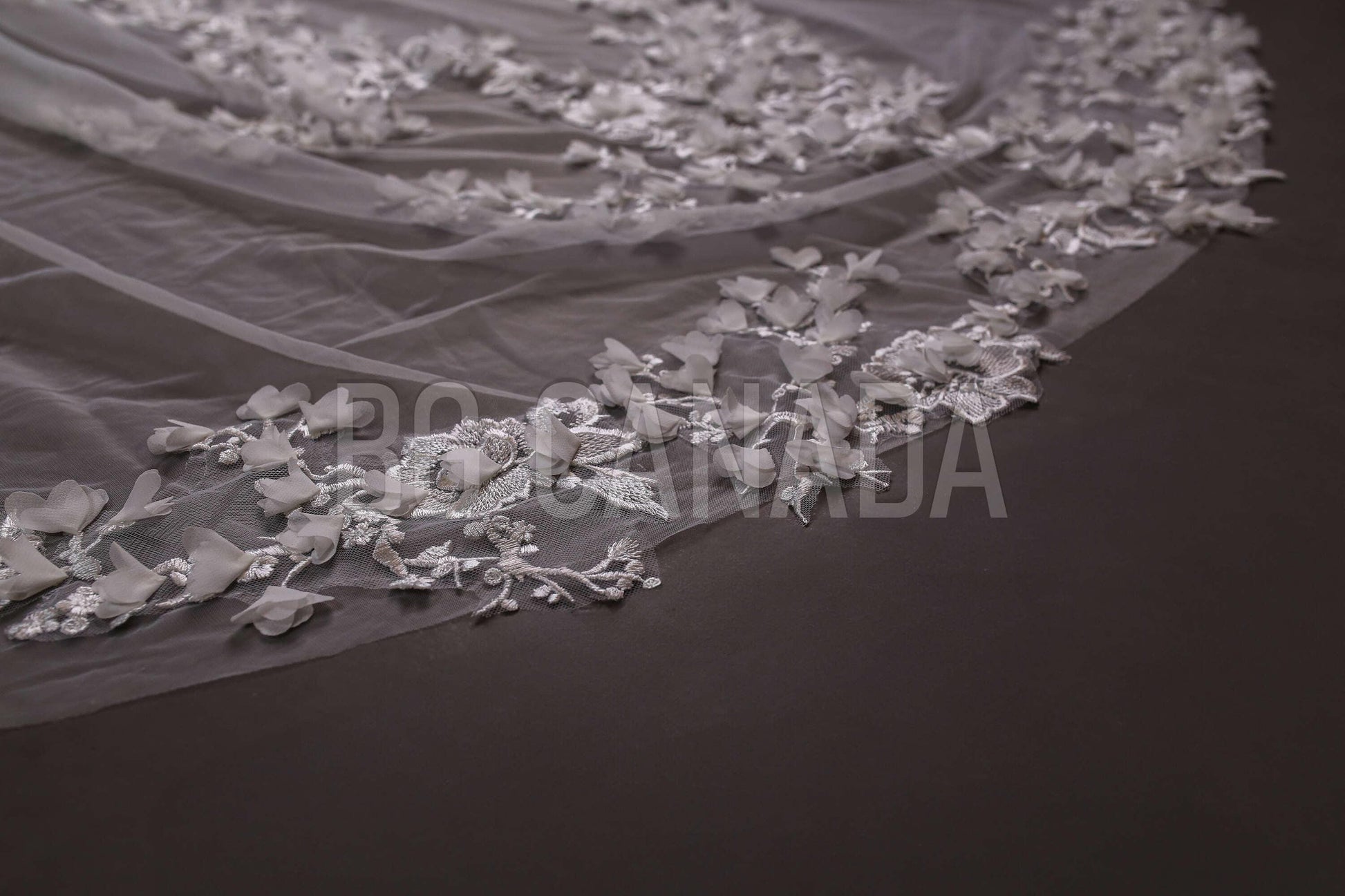 Vine veil scalloped veil mermaid veil cathedral floral wedding veil tulle vine border veil bridal illusion veil with lace border