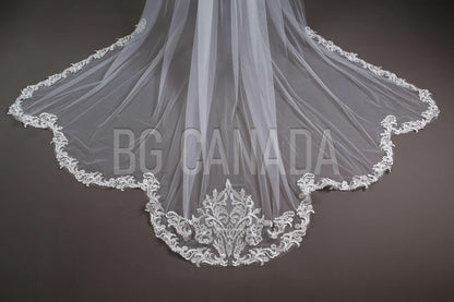White Lace Veil Scalloped Wrdding Veil Long Bridal Veil Cathedral veil Vintage veil extra wide veil soft tulle veil