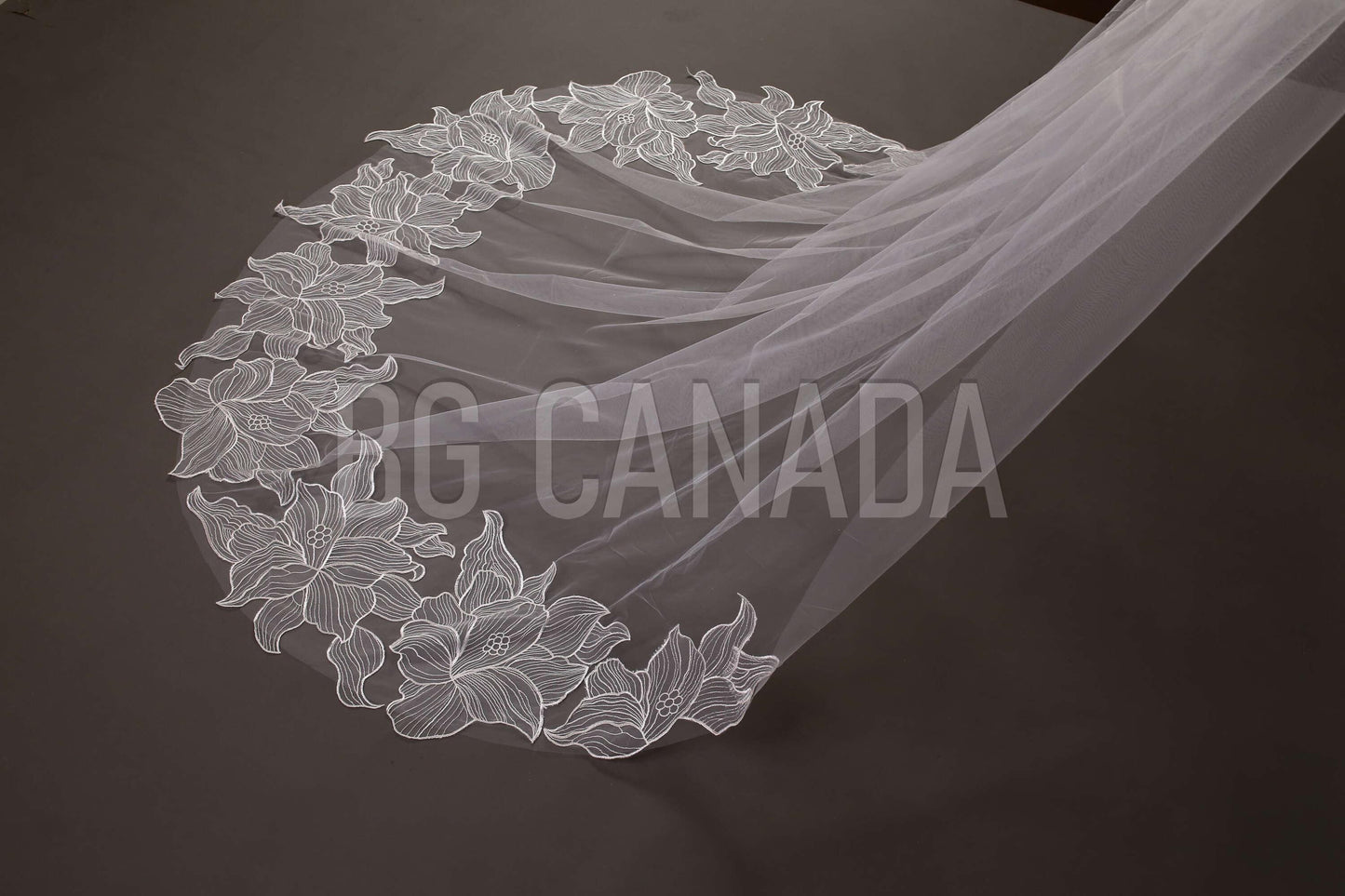 Cathedral veil with large floral lace edge long dramatic wedding veil boho bridal veil elegant flower lace wedding accessory