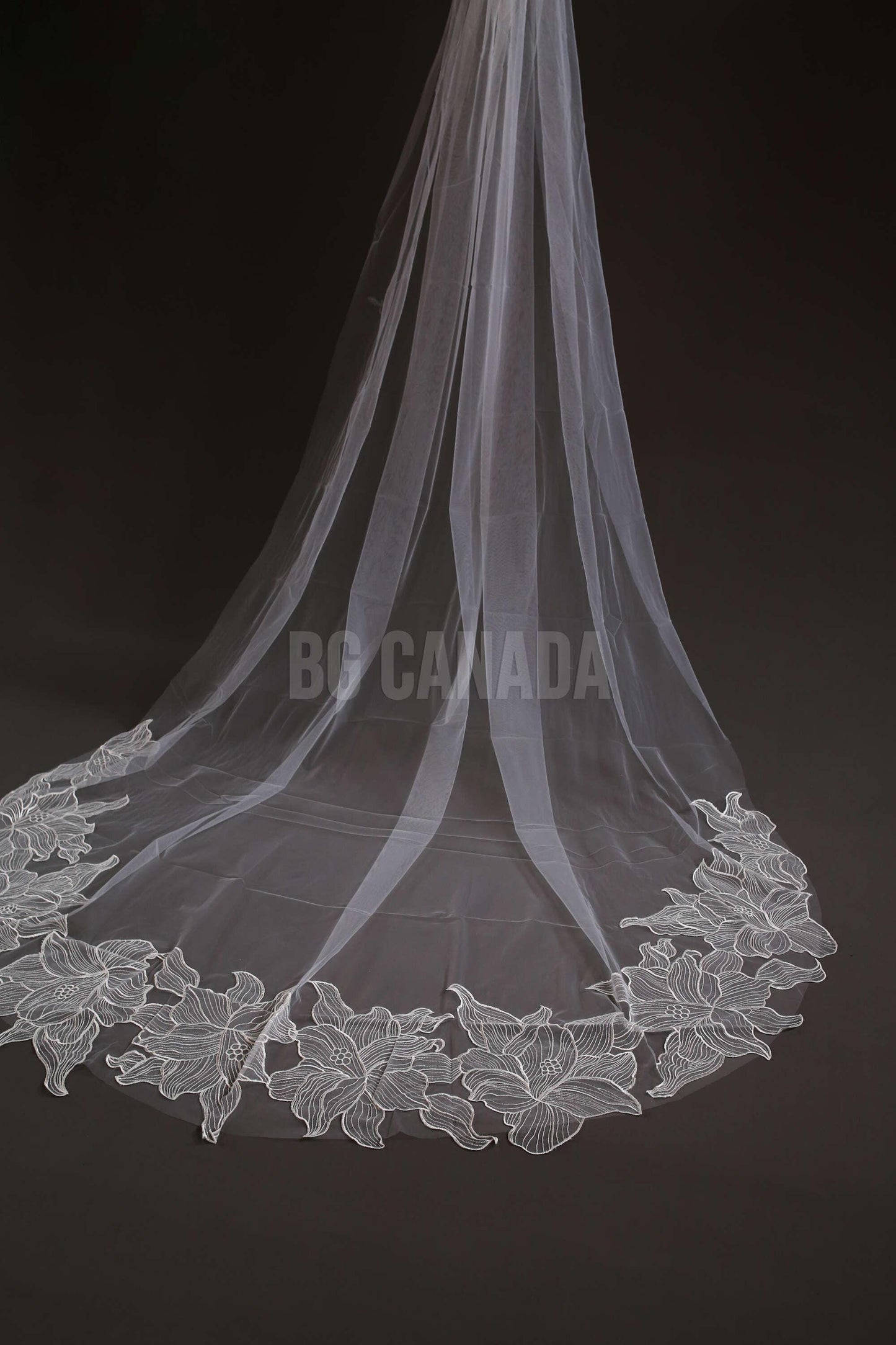 Cathedral veil with large floral lace edge long dramatic wedding veil boho bridal veil elegant flower lace wedding accessory