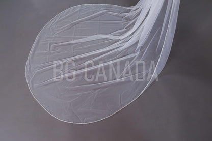 Cathedral Length Pearl Edge Bridal Veil Single Tier Long Wedding Veil with Scattered Pearls Tulle Veil for Elegant Bride