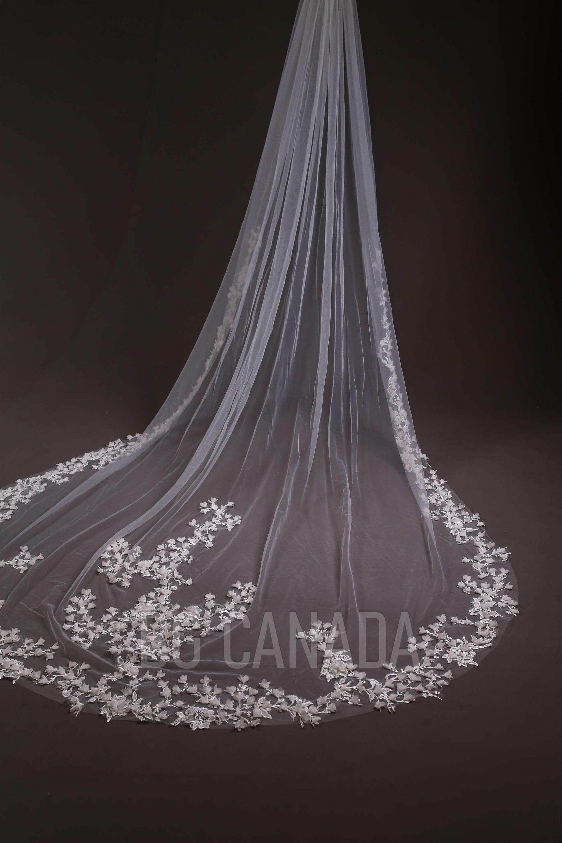 Vine veil scalloped veil mermaid veil cathedral floral wedding veil tulle vine border veil bridal illusion veil with lace border