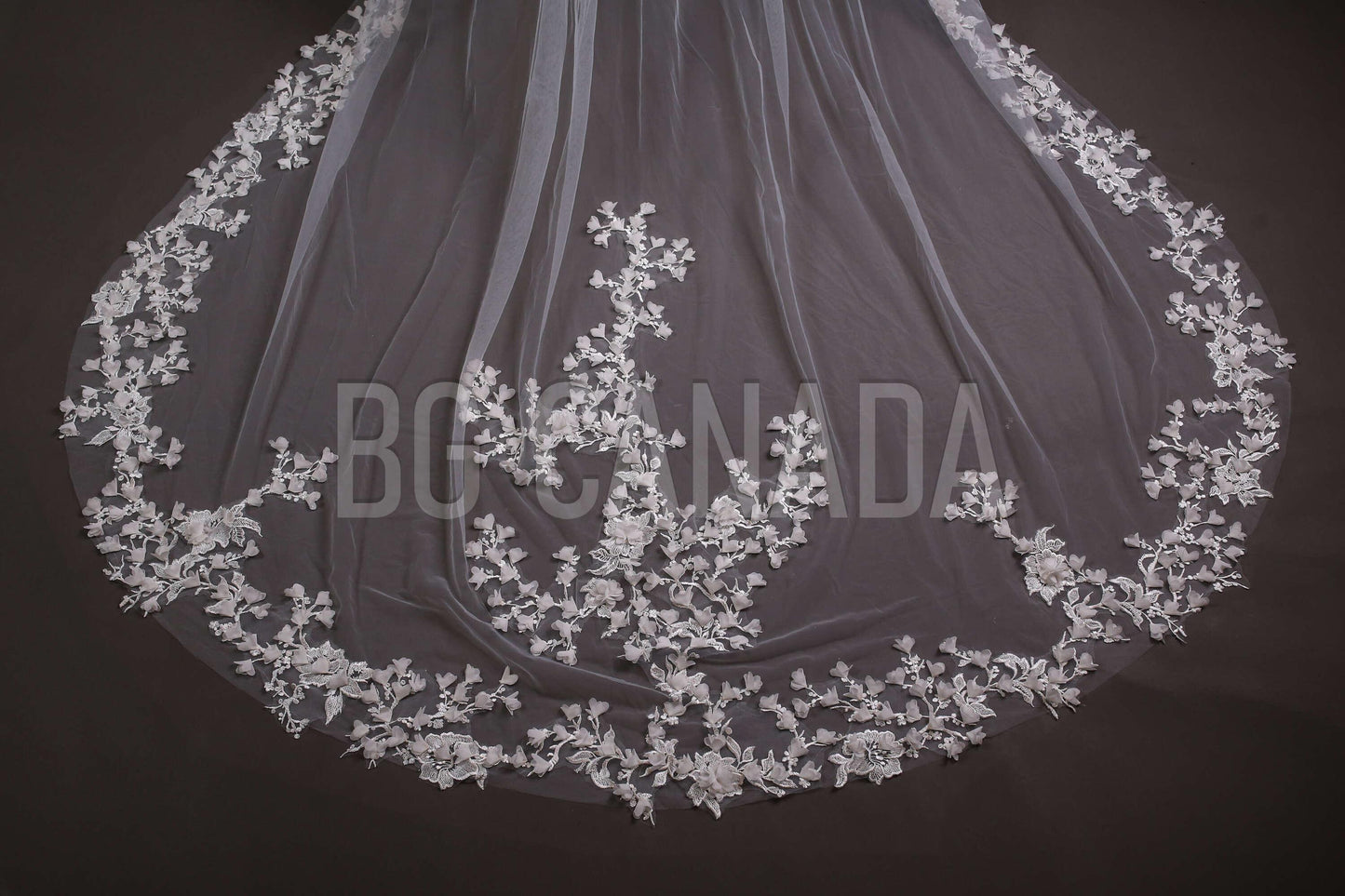 Vine veil scalloped veil mermaid veil cathedral floral wedding veil tulle vine border veil bridal illusion veil with lace border