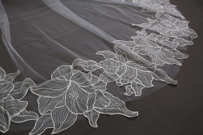 Cathedral veil with large floral lace edge long dramatic wedding veil boho bridal veil elegant flower lace wedding accessory