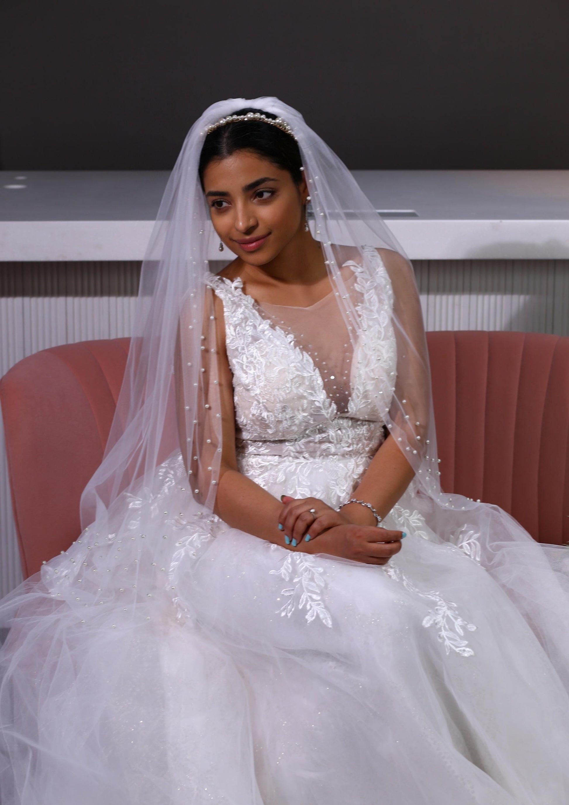 Pearl edged veil scattered pearl wedding veil 1 Tier Pearl Edge Veil Bridal Veil White Ivory Off White Minimalist Tulle Veil