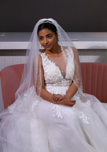 Pearl edged veil scattered pearl wedding veil 1 Tier Pearl Edge Veil Bridal Veil White Ivory Off White Minimalist Tulle Veil