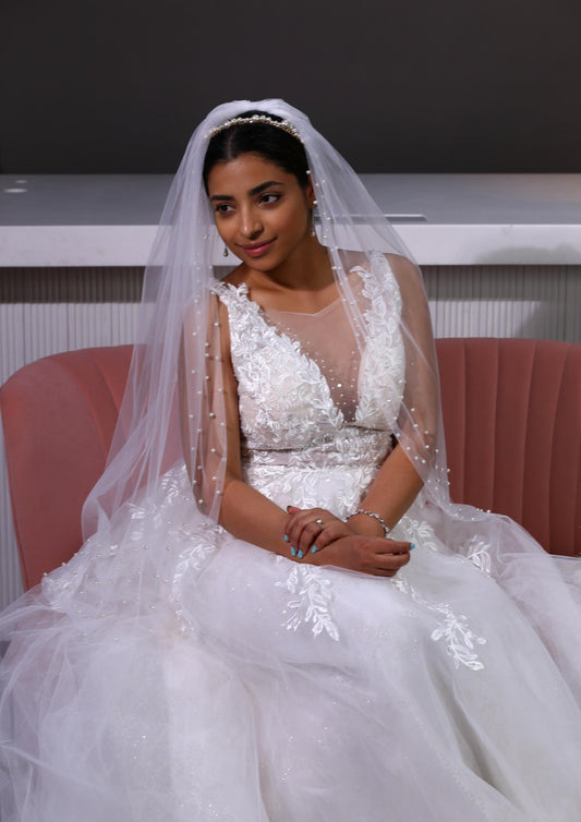 Pearl edged veil scattered pearl wedding veil 1 Tier Pearl Edge Veil Bridal Veil White Ivory Off White Minimalist Tulle Veil