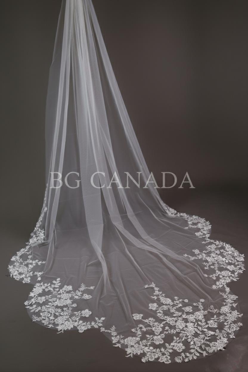 Long Lace Veil with Scalloped Floral Edges Bridal Veil for Mermaid Gown Soft Tulle Wedding Veil Lace Appliqué Edge Mermaid Train Bridal Veil