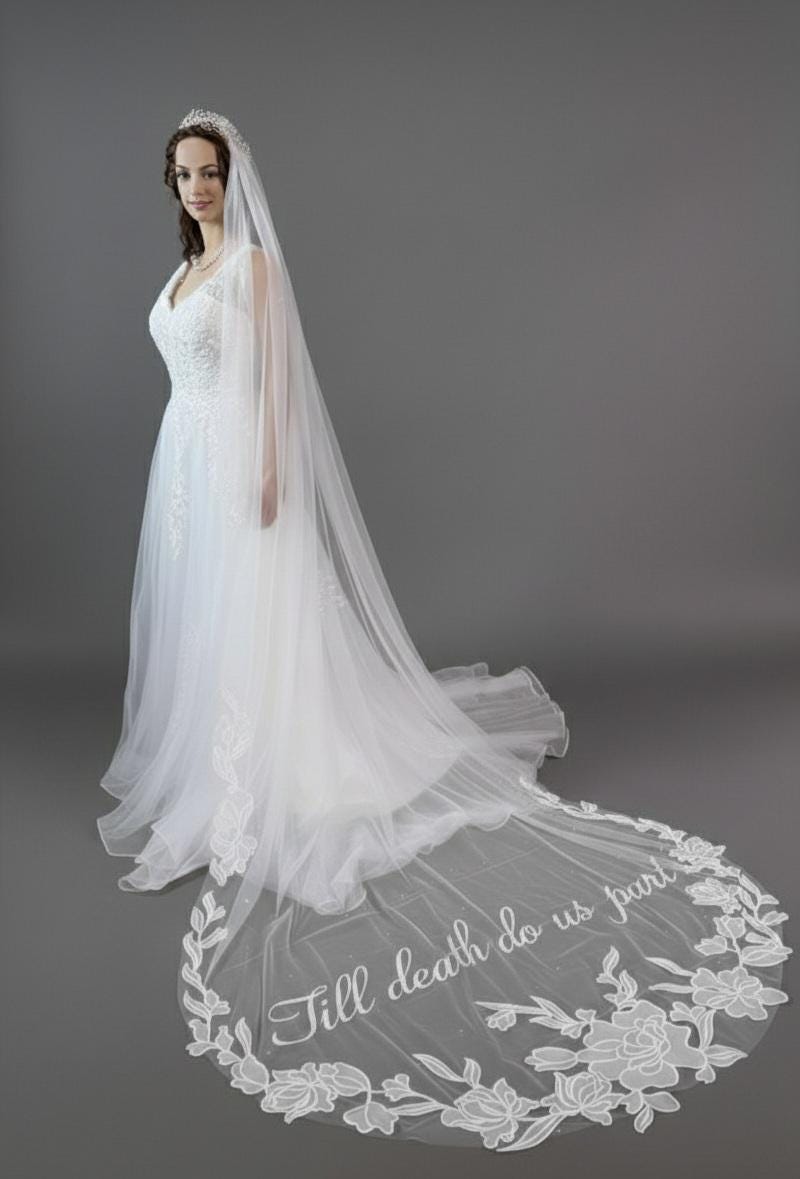 personalized Veil with pearls floral lace with names and wedding date