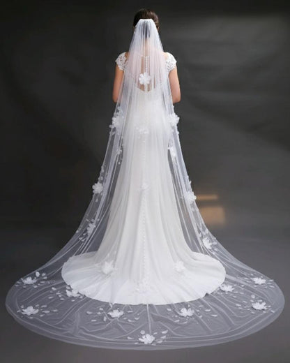 Wedding veil scattered 3d flowers ivory Floral Bridal Veil Lightweight Cathedral Wedding Veil (300cm)