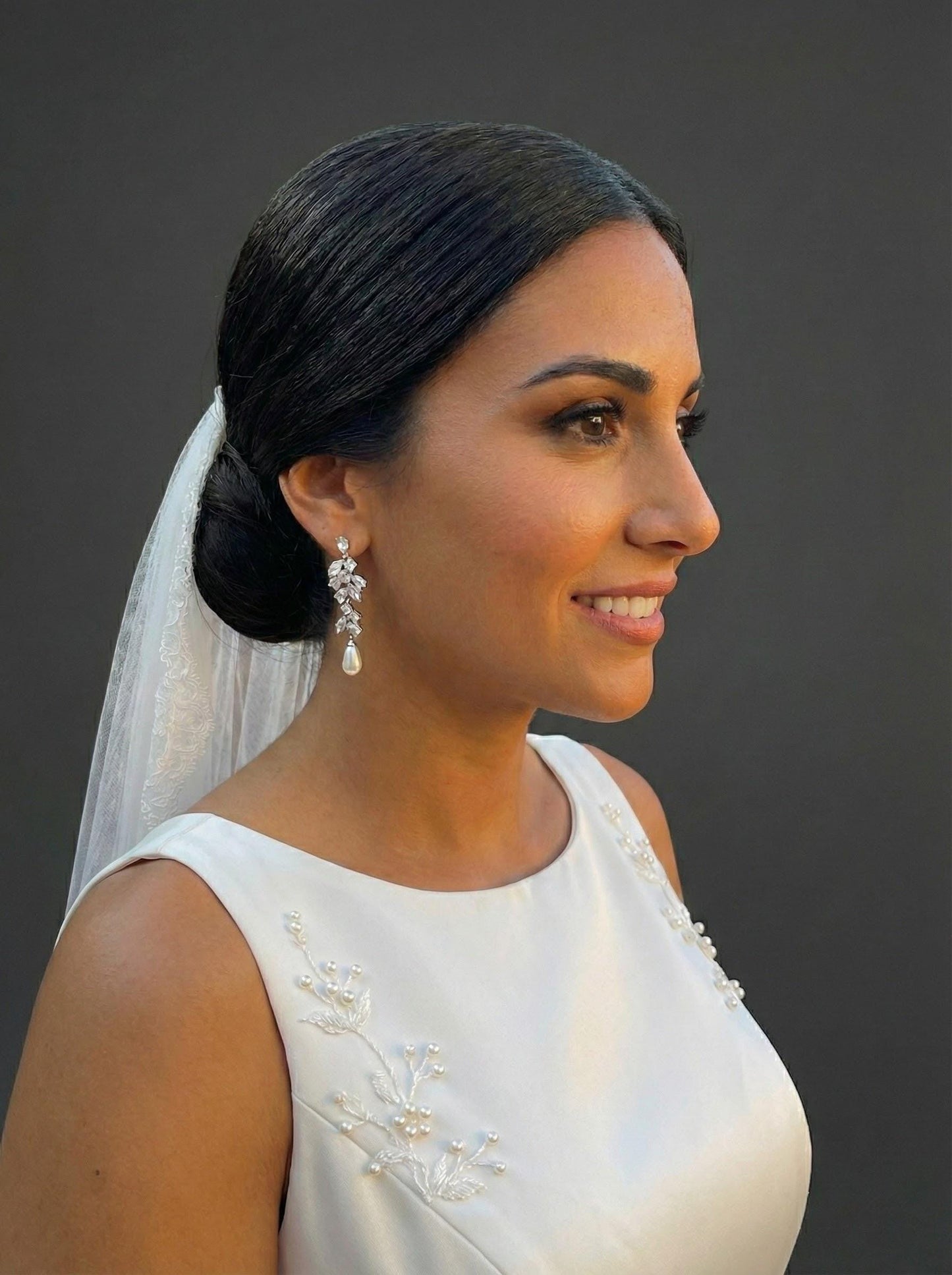 Long Bridal Earrings • Sparkling Wedding Drop Earrings • Bride Earrings for Wedding Day Gift earrings with pearl drop