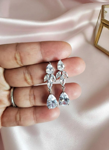 Bridesmaid Gift Box Proposal or Thank You Ready to Gift be my bridesmaid maid of honor gift jewelery gift earrings gift