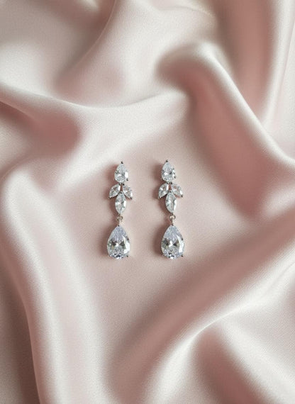 Bridesmaid Gift Box Proposal or Thank You Ready to Gift be my bridesmaid maid of honor gift jewelery gift earrings gift