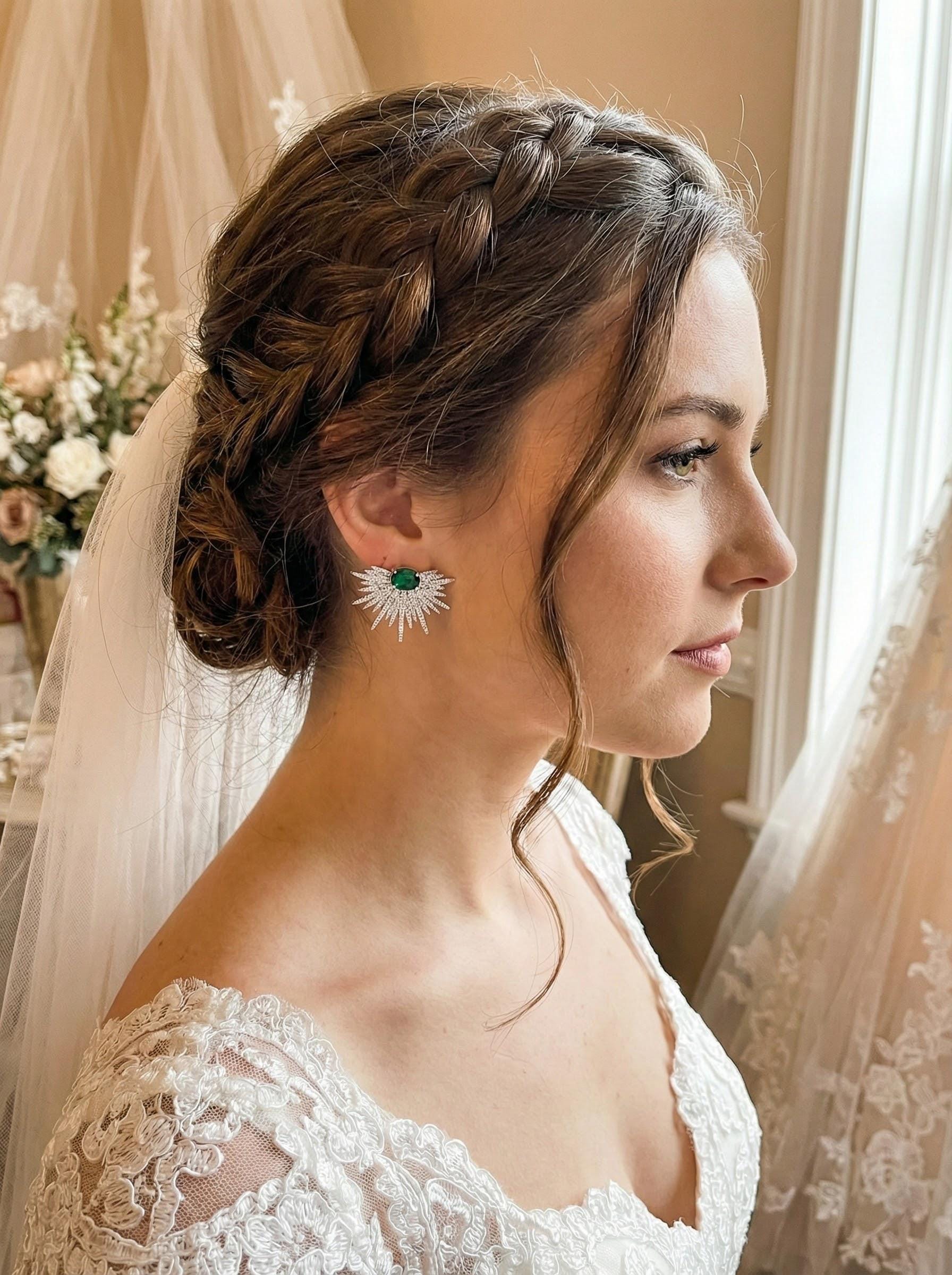 Green sun burst earrings Sparkly earrings bride earrings wedding earrings Starburst earrings Modern Bridal Jewelry Statement Earrings