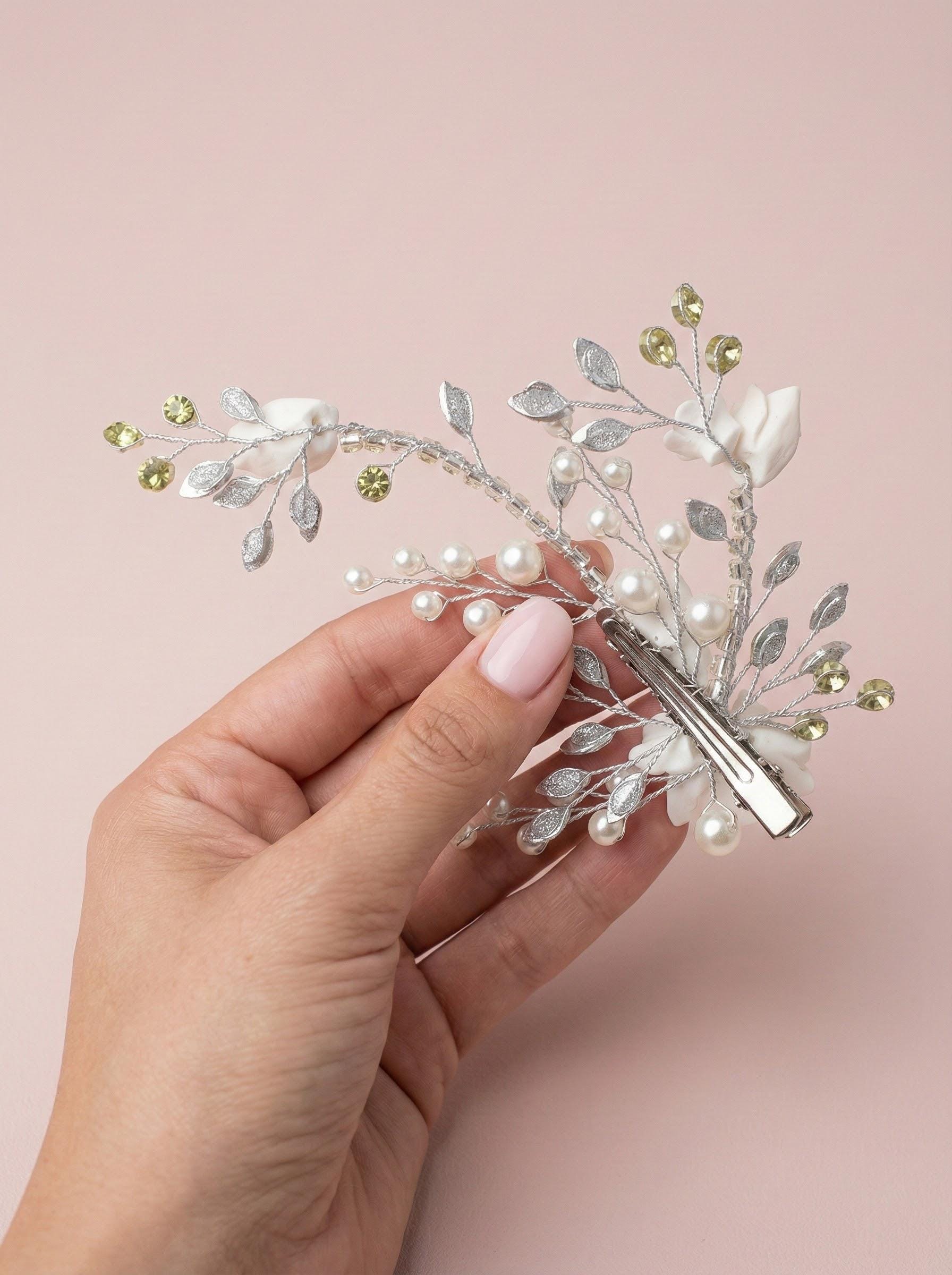 Bridal Hair Comb • Pearl & Crystal Floral Wedding Hairpiece • Flower Bridal Headpiece for Updo • Elegant Bridal Accessories • Curly Hair Fri