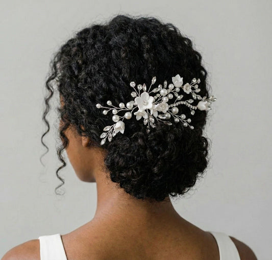 Bridal Hair Comb • Pearl & Crystal Floral Wedding Hairpiece • Flower Bridal Headpiece for Updo • Elegant Bridal Accessories • Curly Hair Fri