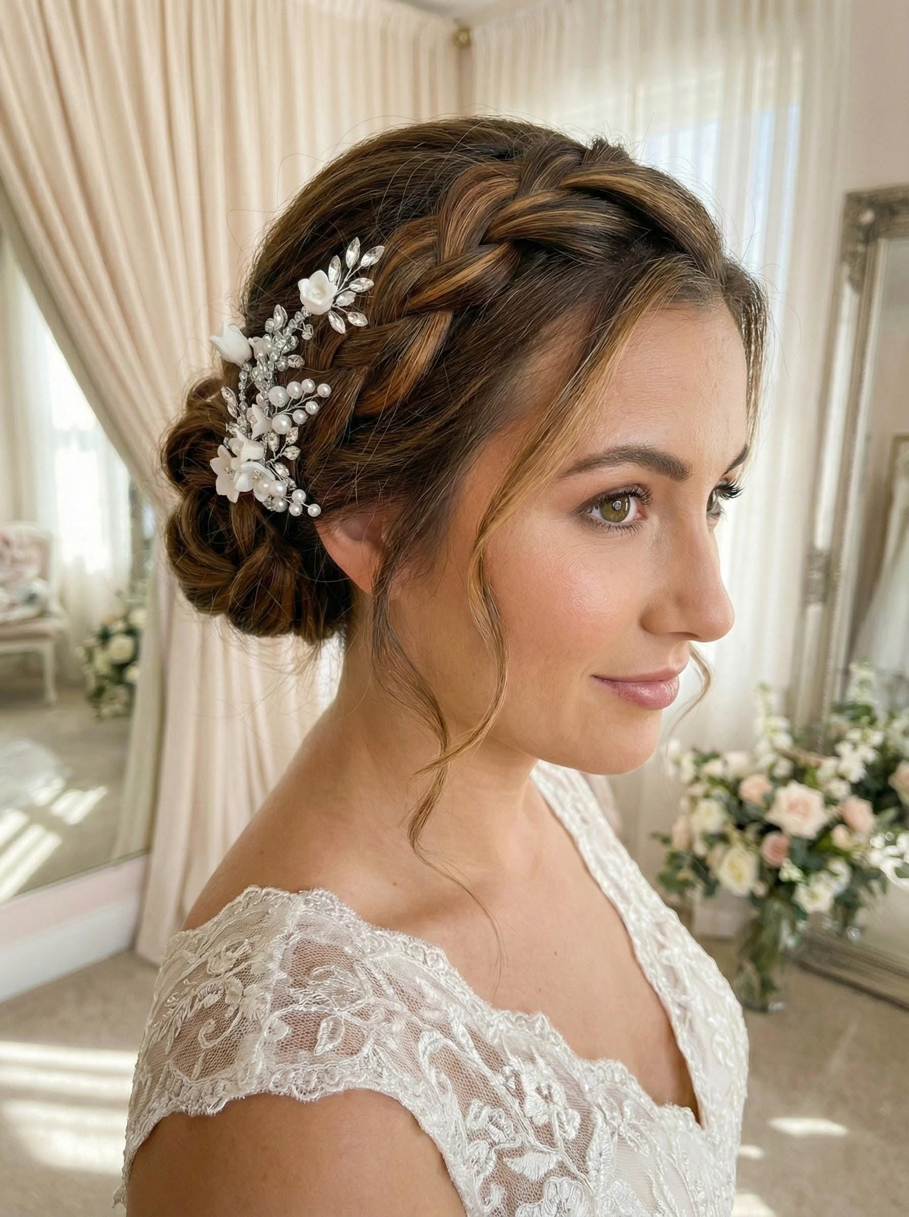 Bridal Hair Comb • Pearl & Crystal Floral Wedding Hairpiece • Flower Bridal Headpiece for Updo • Elegant Bridal Accessories • Curly Hair Fri