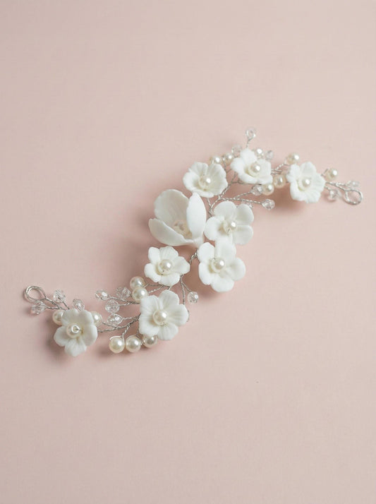Floral hairvine wedding vine white flower hairpiece bridal vine hair accessories white floral hairpiece Boho Bridal Headband