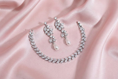 Long Bridal Earrings • Sparkling Wedding Drop Earrings • Bride Earrings for Wedding Day Gift earrings with pearl drop