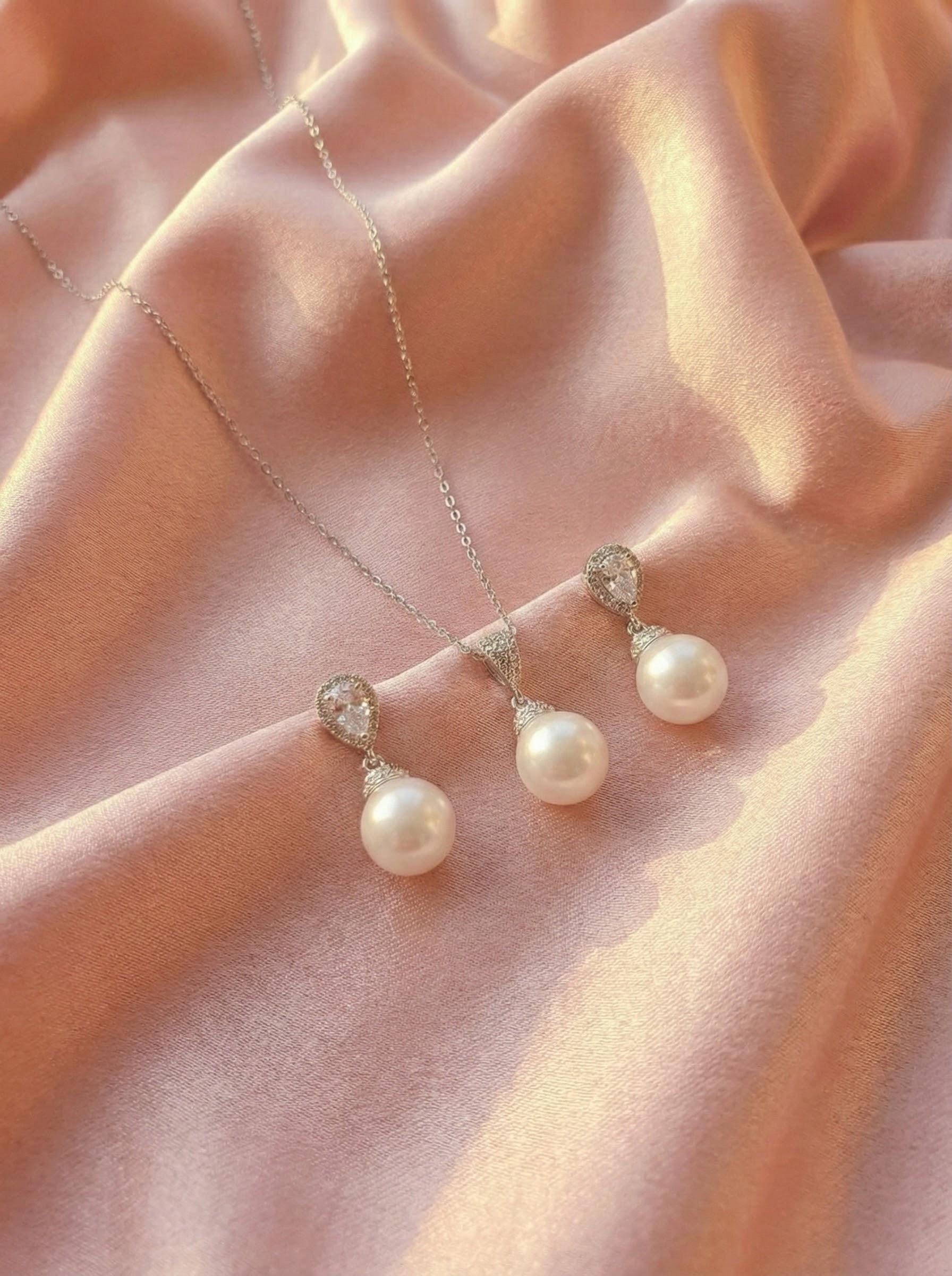 Pearl gift pearl earrings gift set bridalparty gift bridesmaids proposal gift set jewelry gift for her women jewelry gift