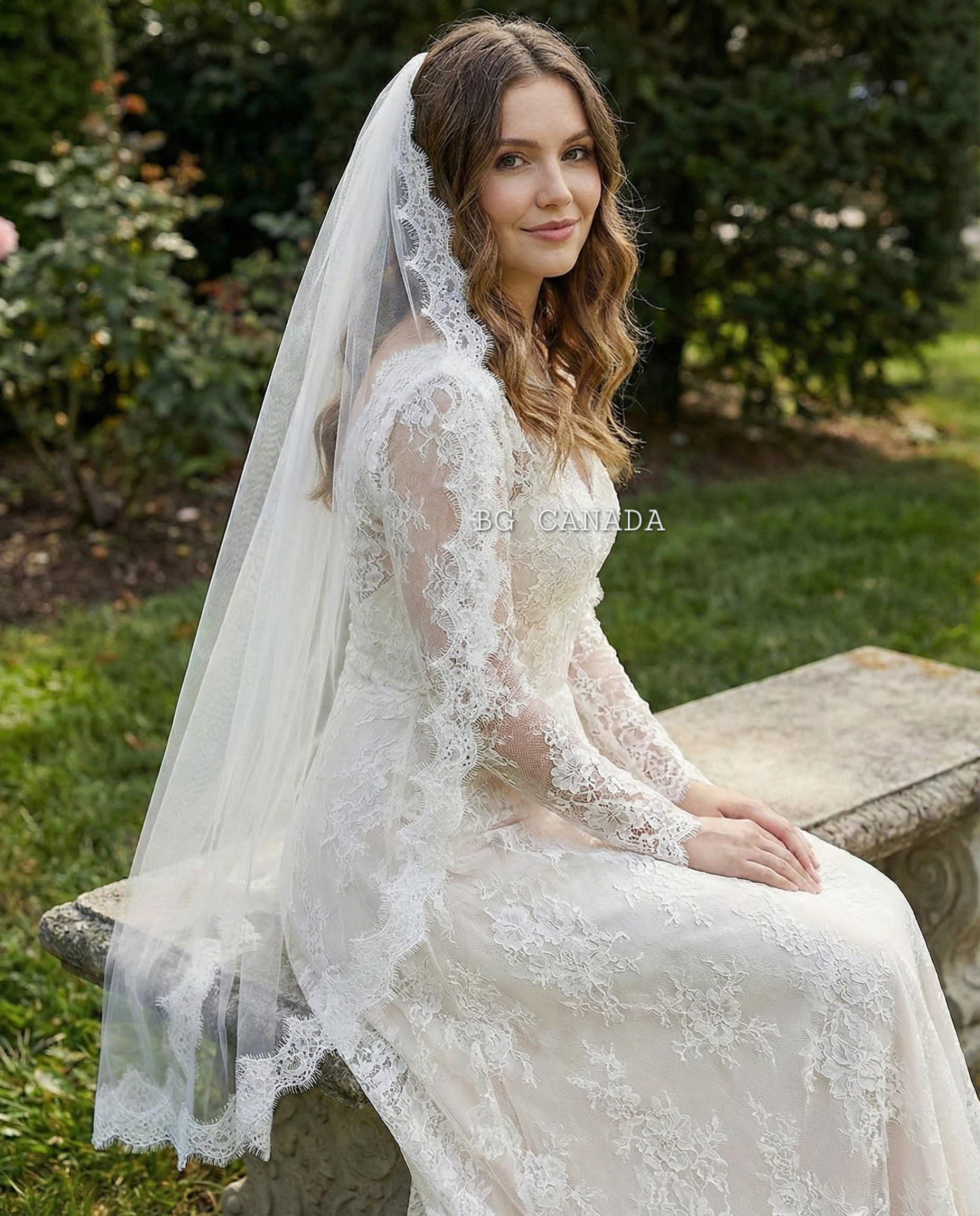 Eyelash Lace Fingertip Bridal Veil with Comb | Soft Tulle Lace Trim Veil | Classic Scalloped Edge Wedding Veil
