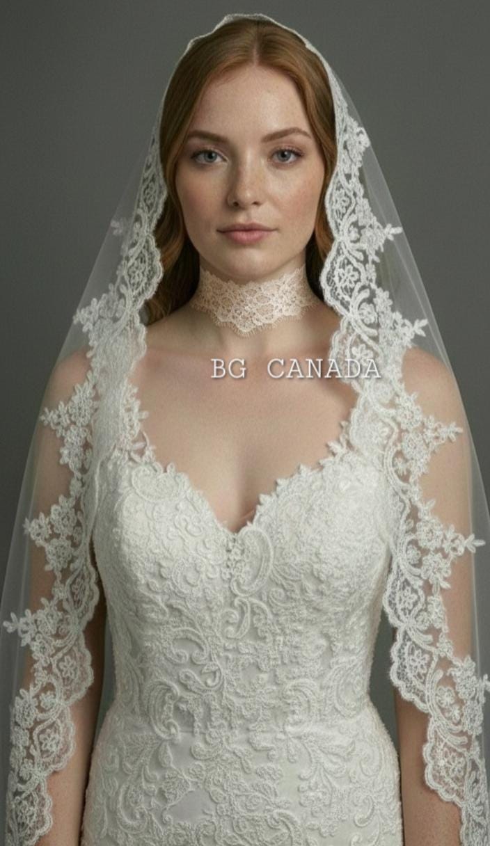 Mantilla Lace Bridal Veil with Scalloped Edge – Romantic Cathedral Wedding Veil, Soft Tulle Spanish Style Head Covering