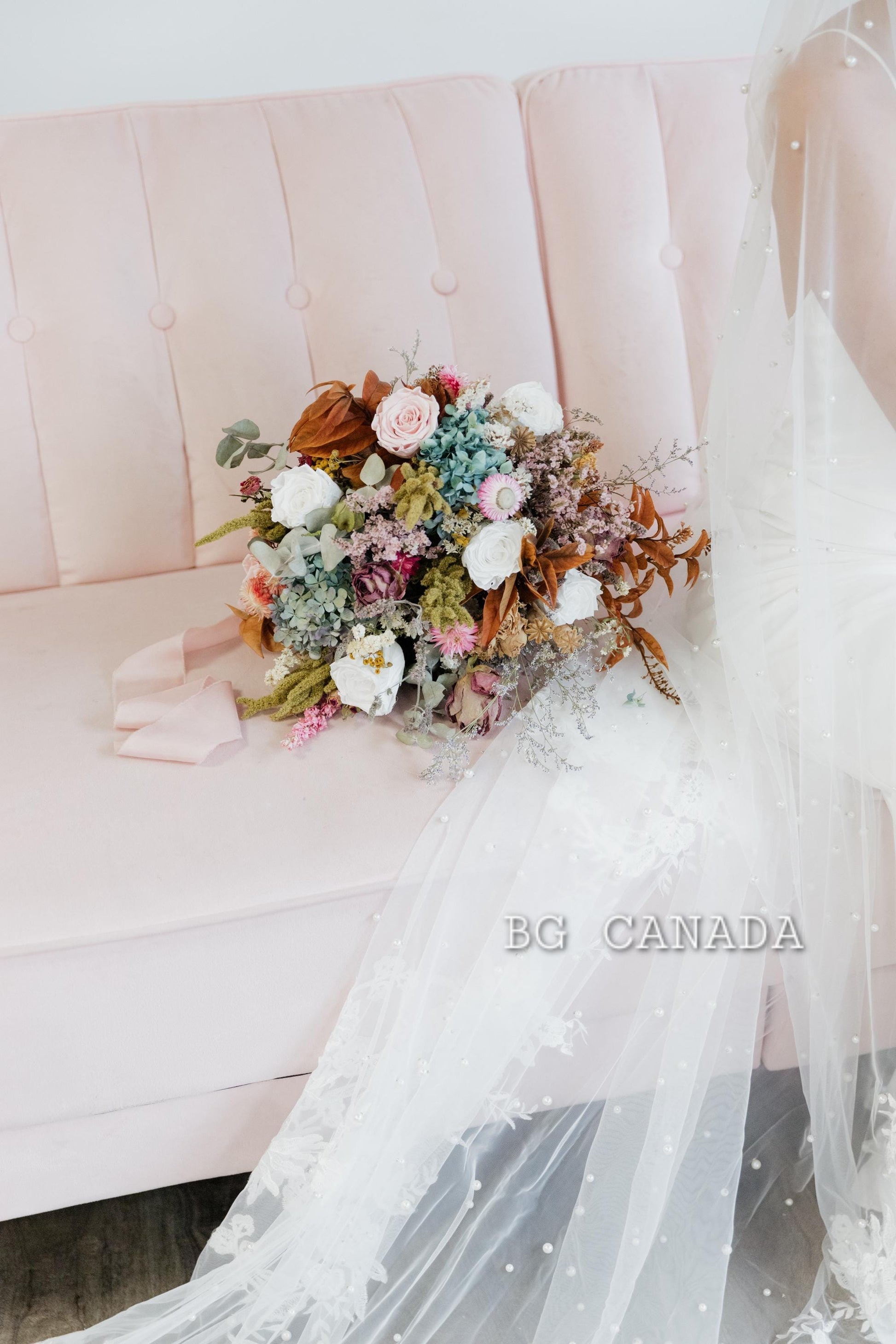 Pearl veil pearl Floral wedding veil long veil Lace Wedding Veil Cathedral wedding veil with pearls Ivory White