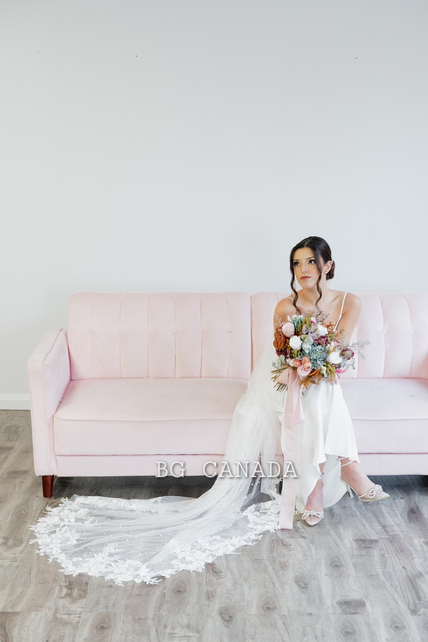 Pearl veil pearl Floral wedding veil long veil Lace Wedding Veil Cathedral wedding veil with pearls Ivory White