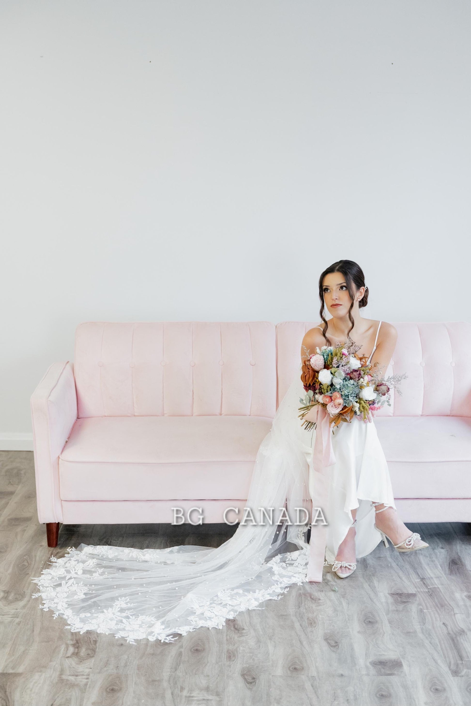 Pearl veil pearl Floral wedding veil long veil Lace Wedding Veil Cathedral wedding veil with pearls Ivory White