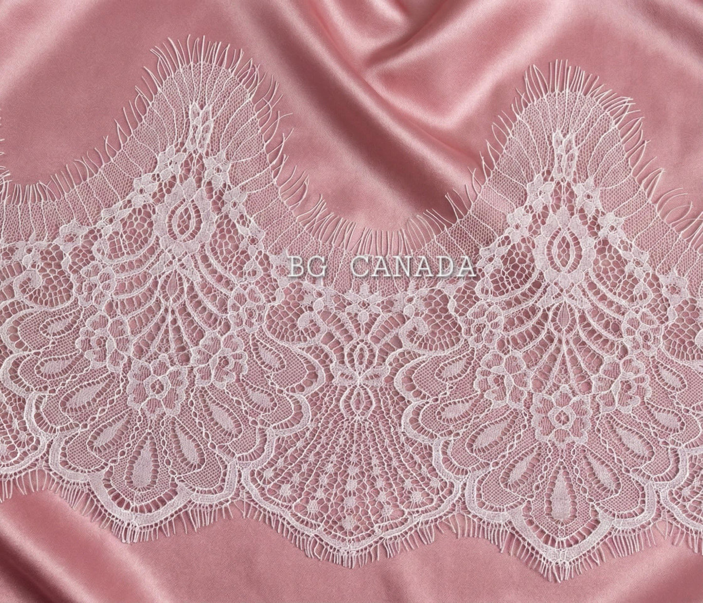 Lace Mantilla Wedding Veil – Scalloped Chantilly eyelash Lace (White, Off White, Ivory)