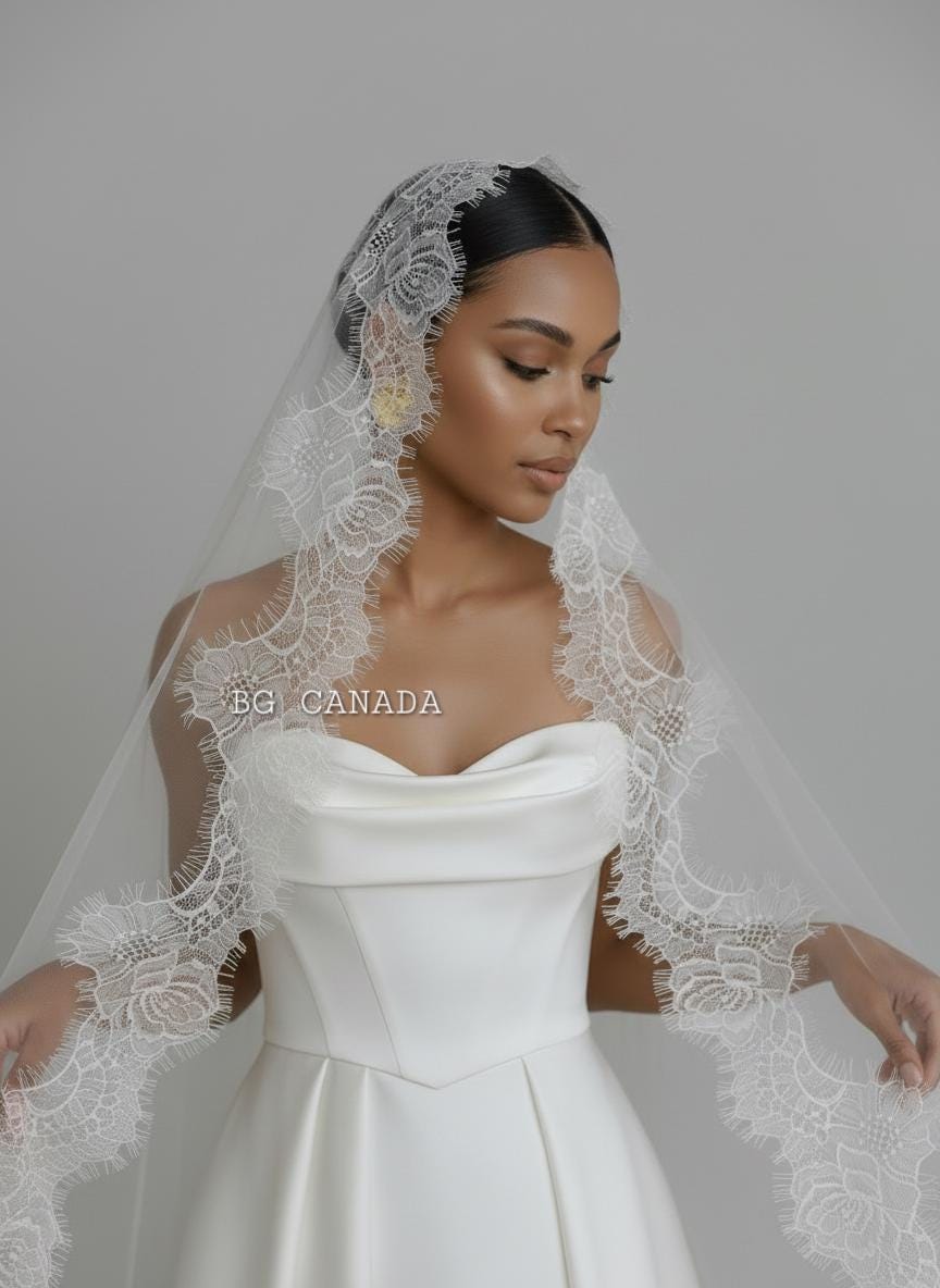 chantilly lace mantilla wedding veil rose edge cathedral bridal veil eyelash lace veil with comb Spanish Mantilla Veil