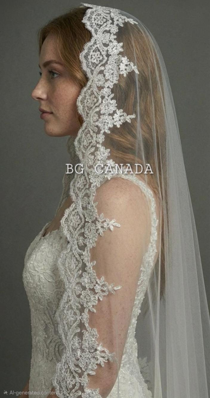 Mantilla Lace Bridal Veil with Scalloped Edge – Romantic Cathedral Wedding Veil, Soft Tulle Spanish Style Head Covering