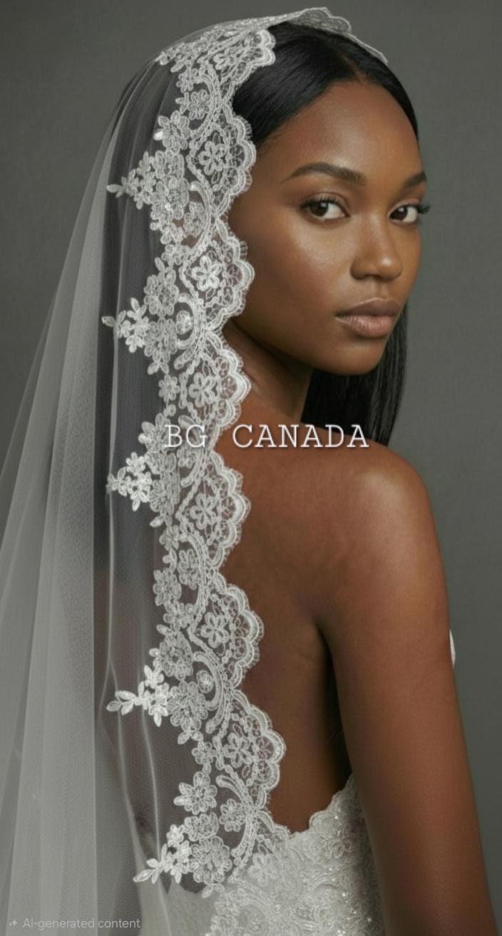 Mantilla Lace Bridal Veil with Scalloped Edge – Romantic Cathedral Wedding Veil, Soft Tulle Spanish Style Head Covering