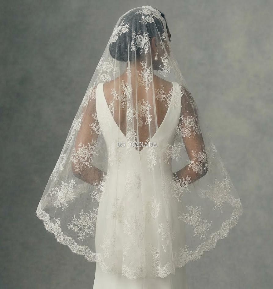 Lace Mantilla Wedding Veil, Chantilly Lace Cathedral Veil, Floral Eyelash Lace Bridal Veil, Soft Tulle Mantilla Veil, Ivory One Tier Veil