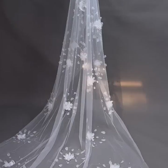 Wedding veil scattered 3d flowers ivory Floral Bridal Veil Lightweight Cathedral Wedding Veil (300cm)